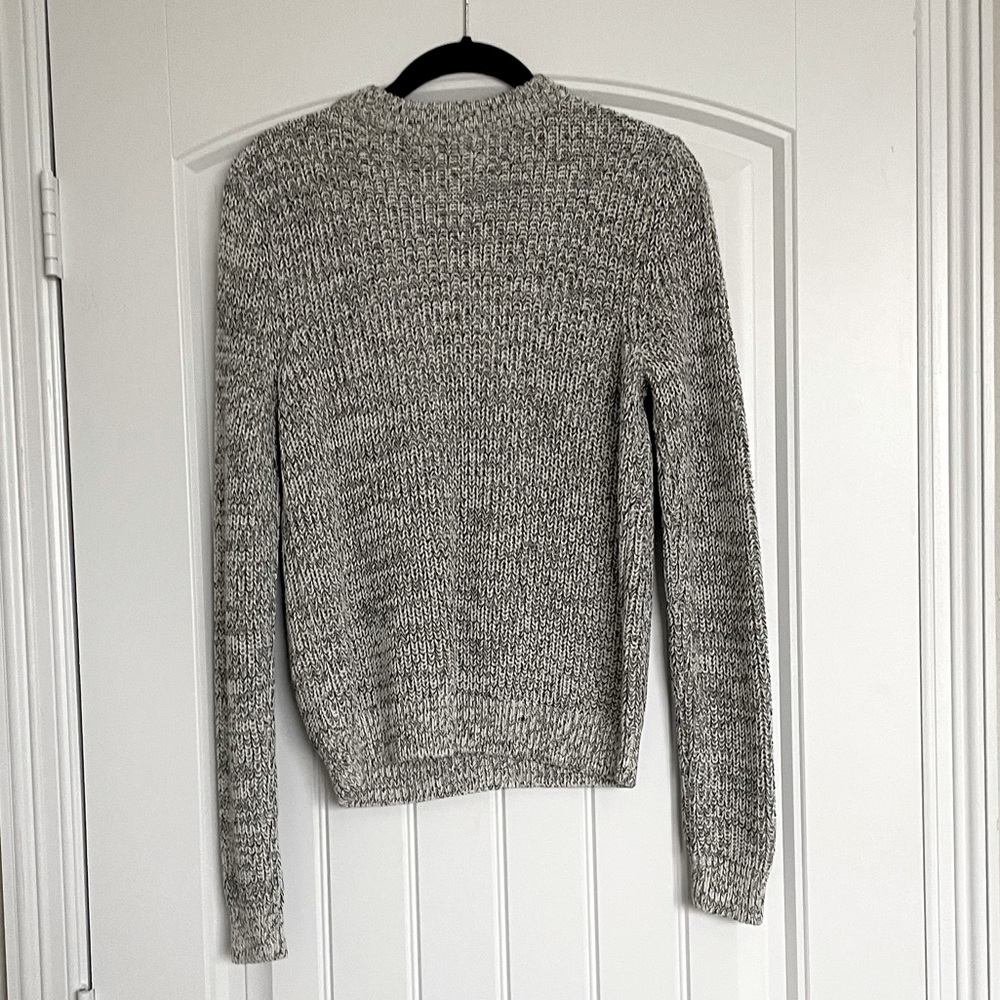H&M Basic Sweater - Picture 2 of 4